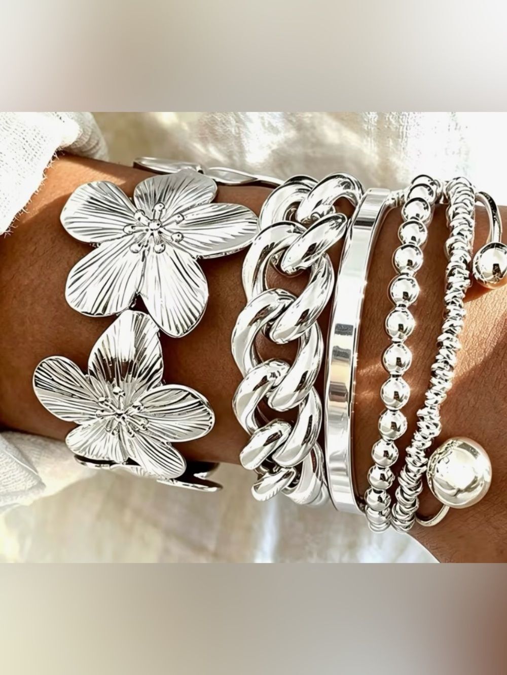 🩶 NEW 5 Bracelet Silver Flower Statement Bracelet Stack 🩶